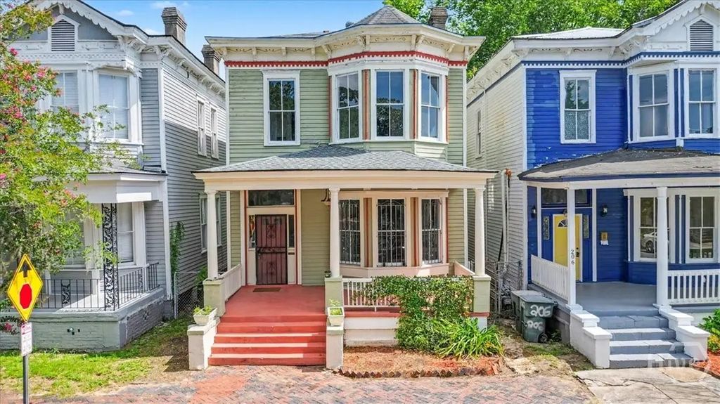 208 W 39th Street, Savannah