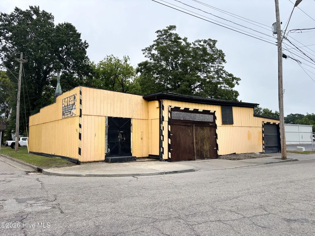 501 E Barnes Street S, Wilson