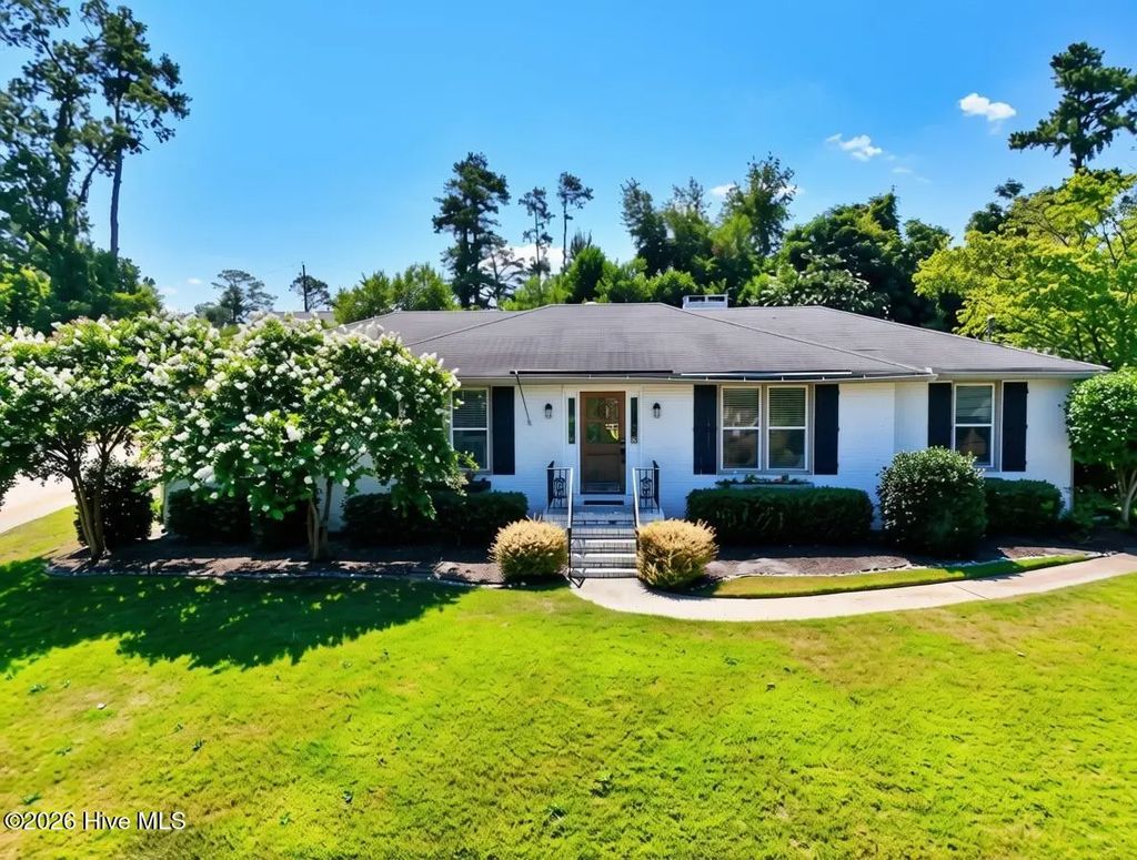 1020 Northwood Road, Richmond