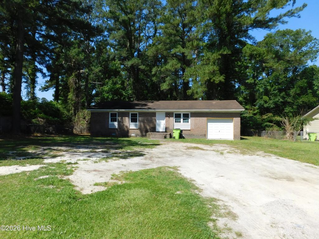 4004 Brandywine Drive 4004, New Bern