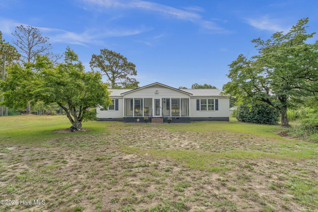 10027 Garland Highway, Clinton