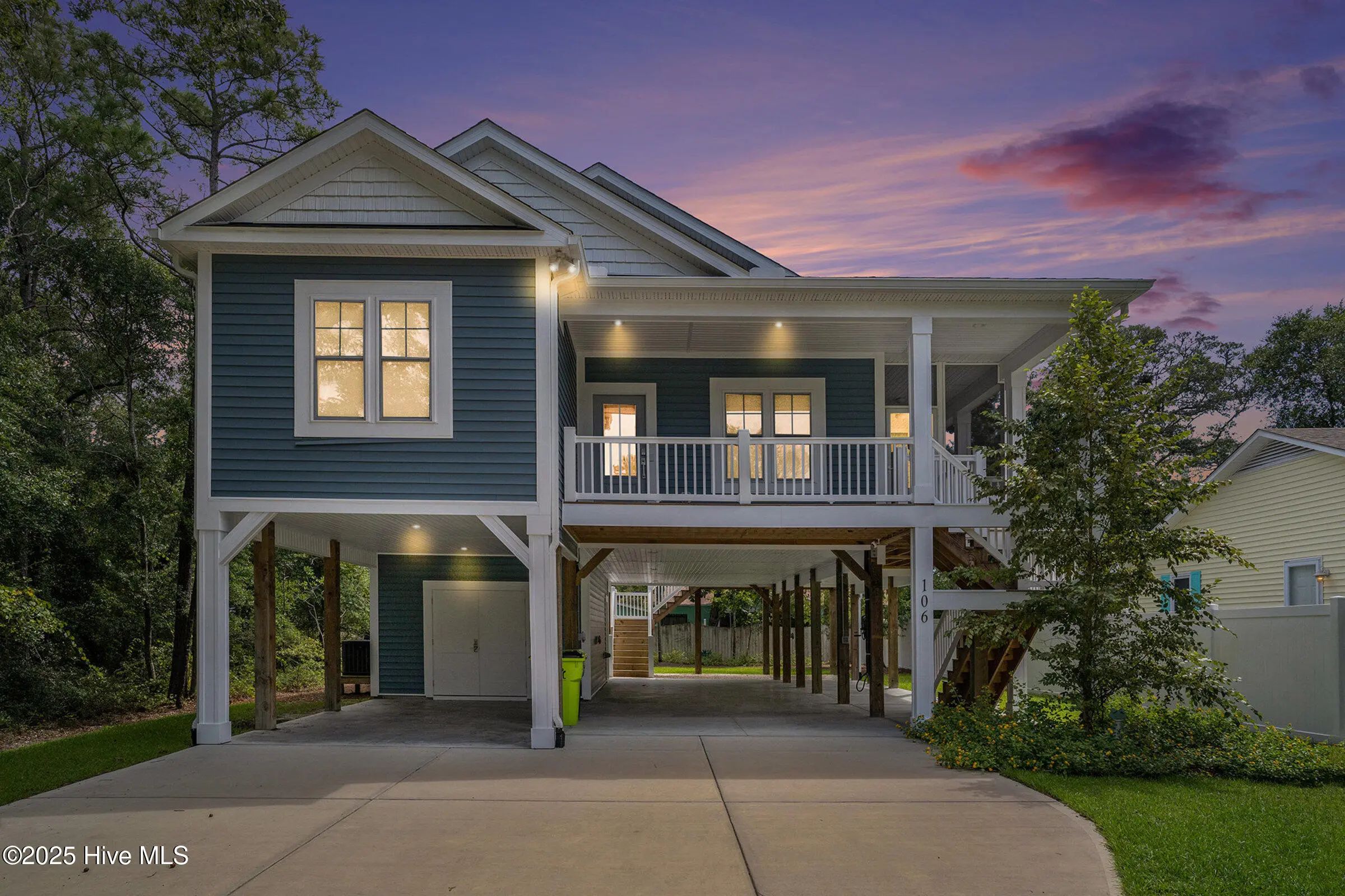 106 Nw 2nd Street, Oak Island