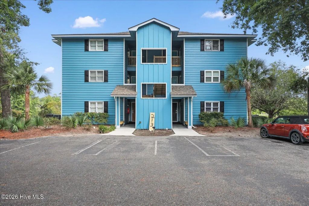 213 Clubhouse Road # 6, Sunset Beach Mainland