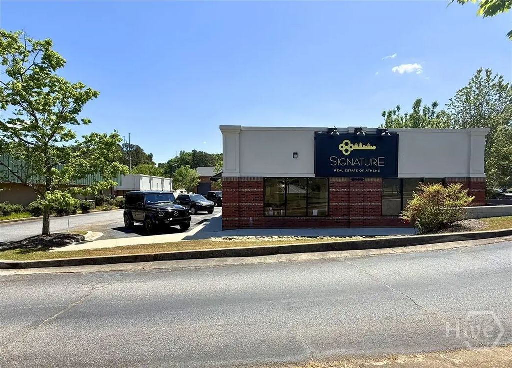 3149 Atlanta Highway Suites A & B, Athens