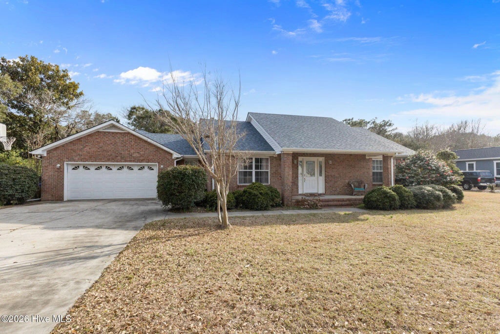 303 Pine Knoll Circle, Pine Knoll Shores