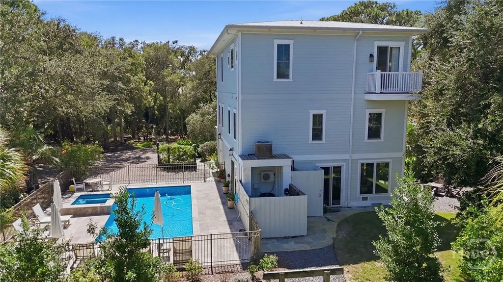 13 Solomon Avenue, Tybee Island
