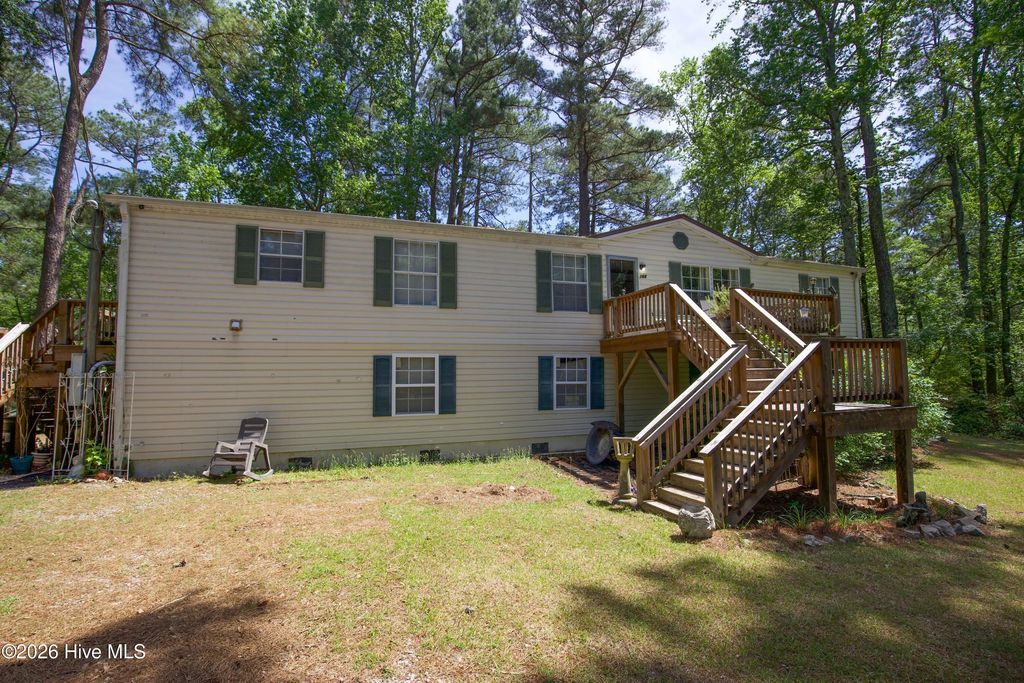 168 Riverview Drive, Vass