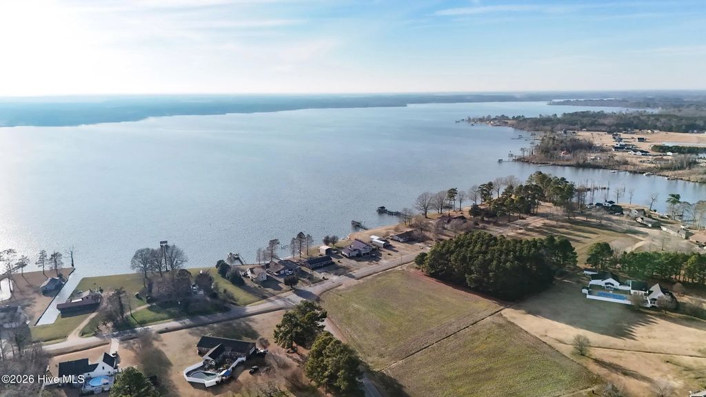 1302 Little River Drive, Elizabeth City