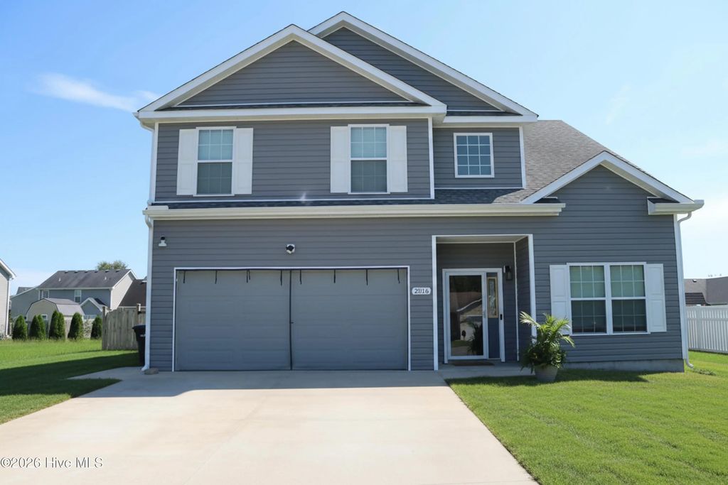 2016 Eleuthera Way, Elizabeth City