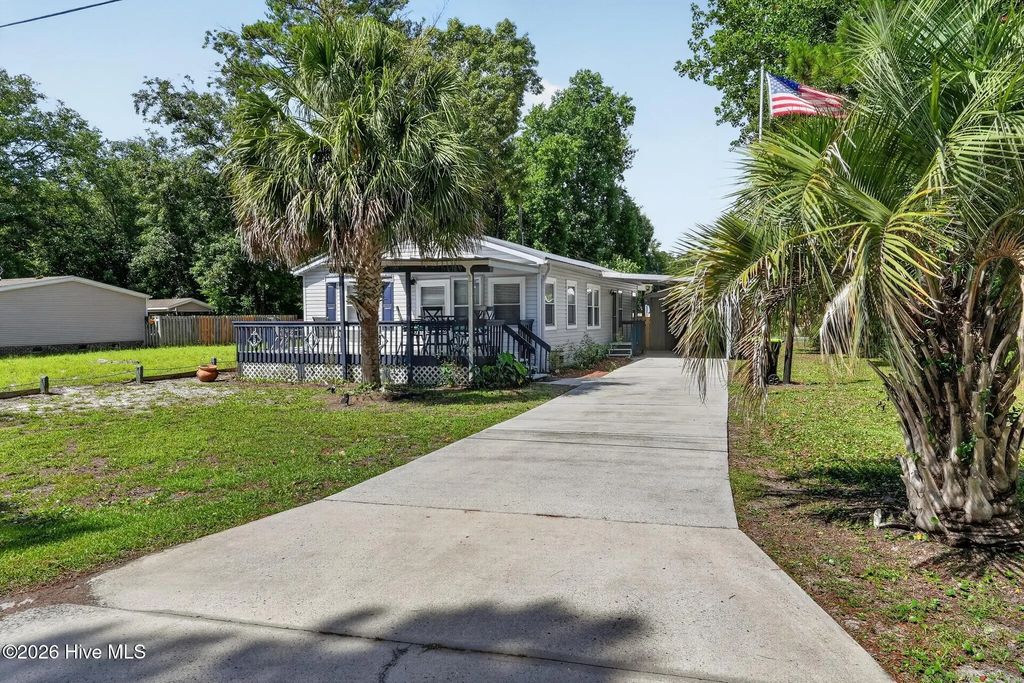 1742 Hideaway Road Sw, Ocean Isle Beach