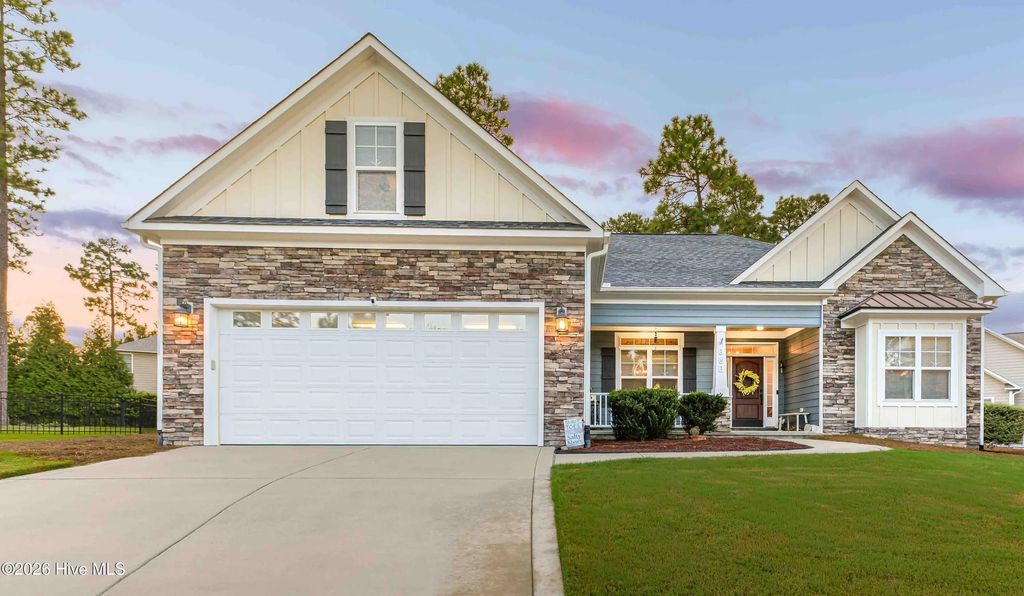 101 Sundew Court, Southern Pines