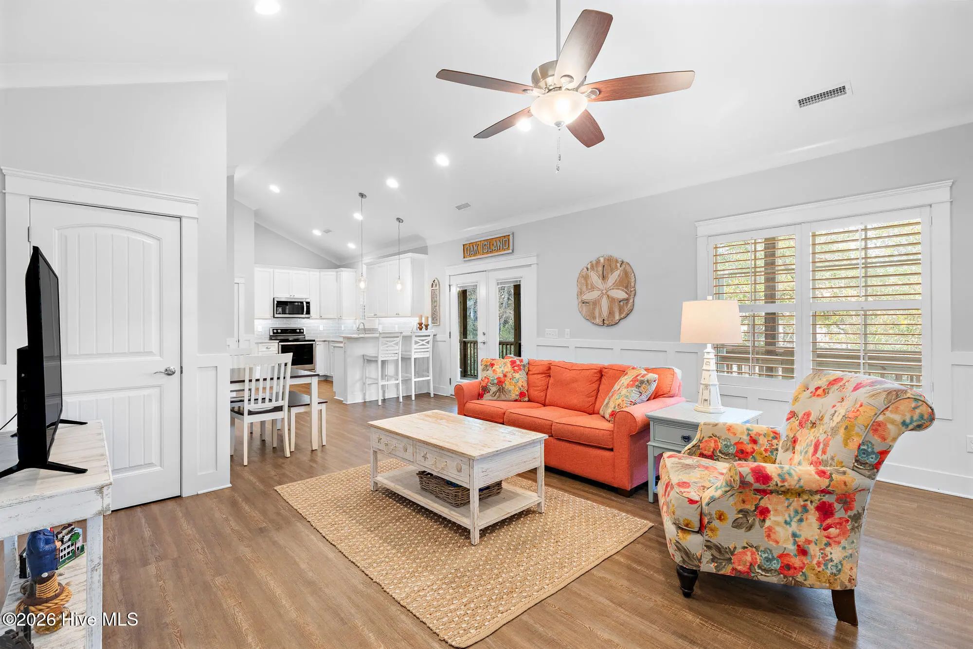 105 Nw 29th Street, Oak Island