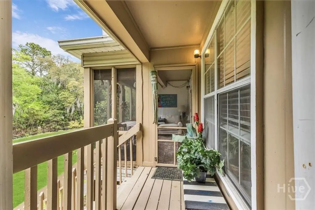 401 N Cromwell Road T6, Savannah