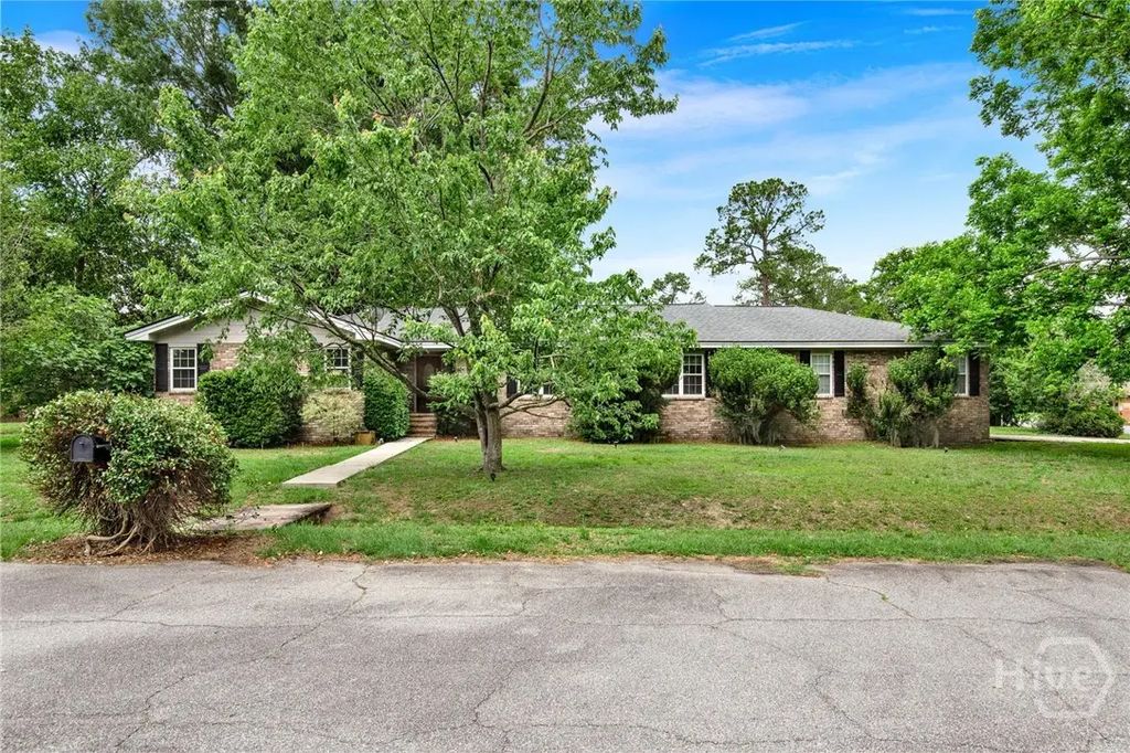 102 Quail Street, Savannah