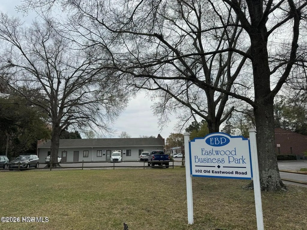 102 Old Eastwood Road C5, Wilmington