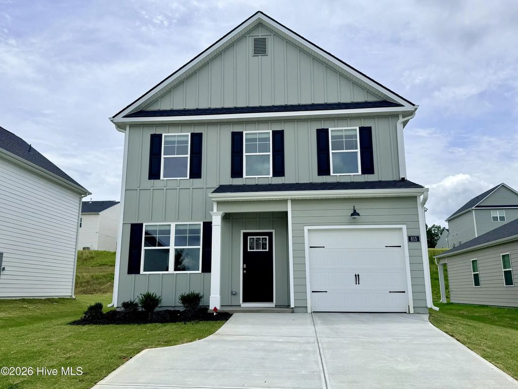 815 Dara Corners, Columbia
