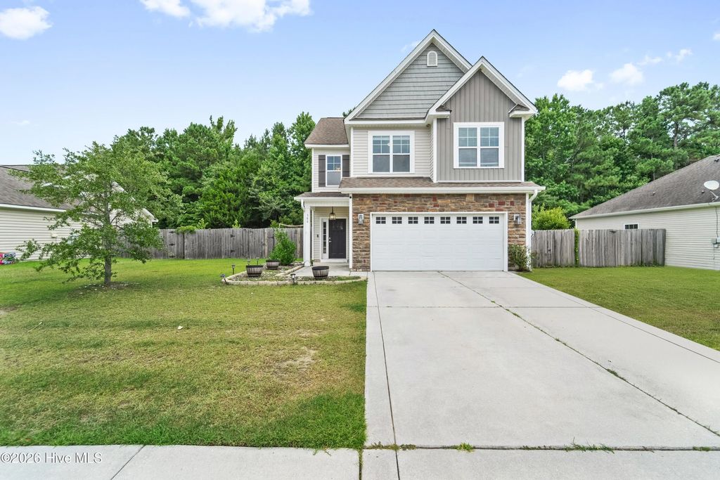 308 Hidden Oaks Drive, Jacksonville