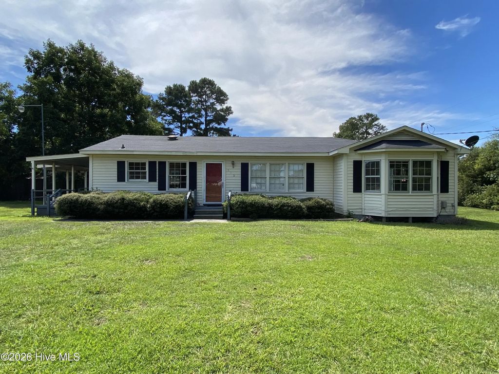 513 Pear Street, Kinston