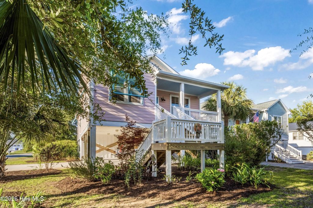 418 Columbia Avenue, Carolina Beach