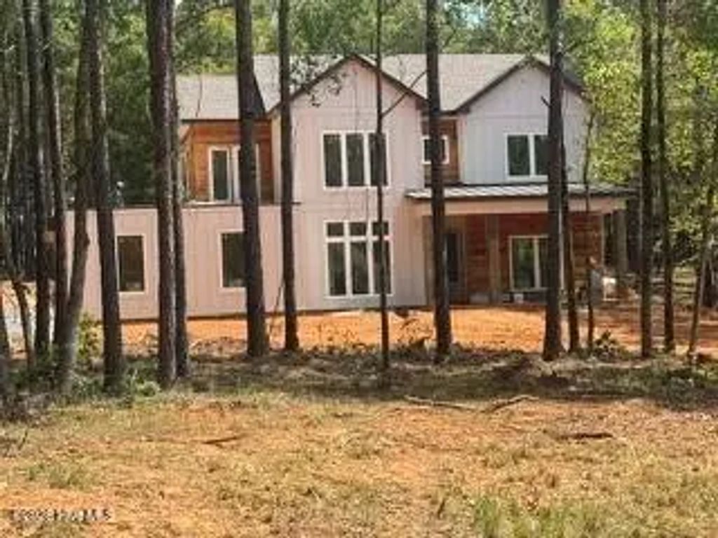 1042 Landing Loop, Lincolnton