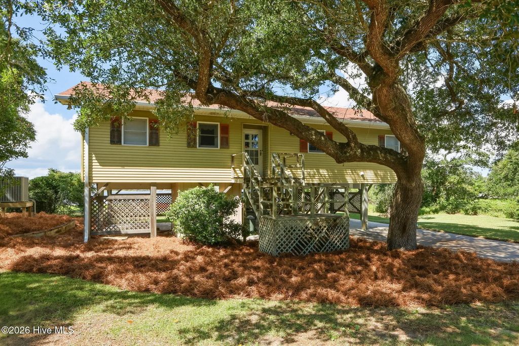 5104 Bogue Sound Drive, Emerald Isle