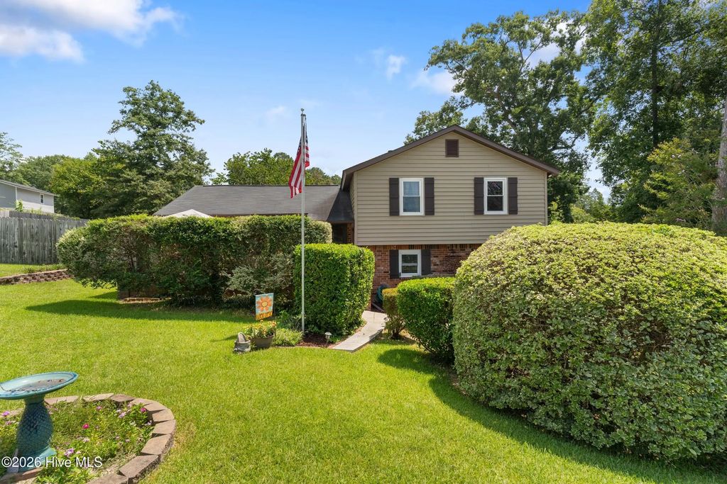 340 Oakleaf Court, Martinez