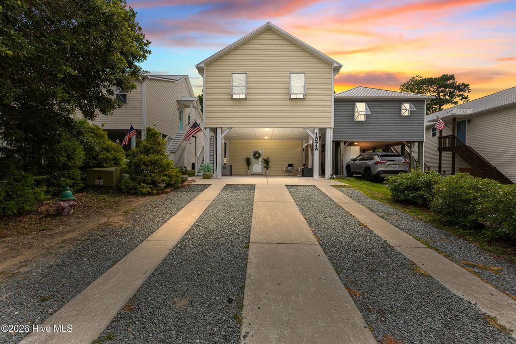 107a James Avenue, Surf City