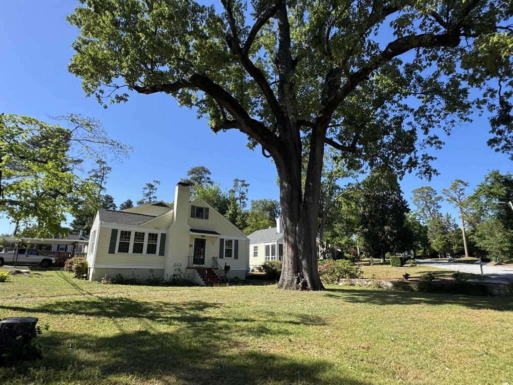 1739 Holly Hill Road, Richmond