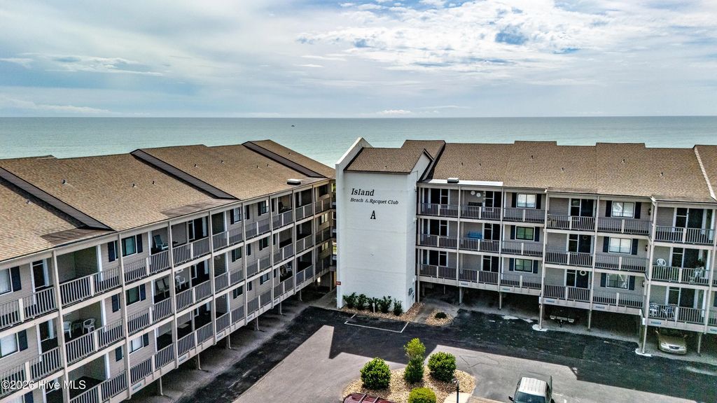 2503 W Fort Macon Road 205, Atlantic Beach