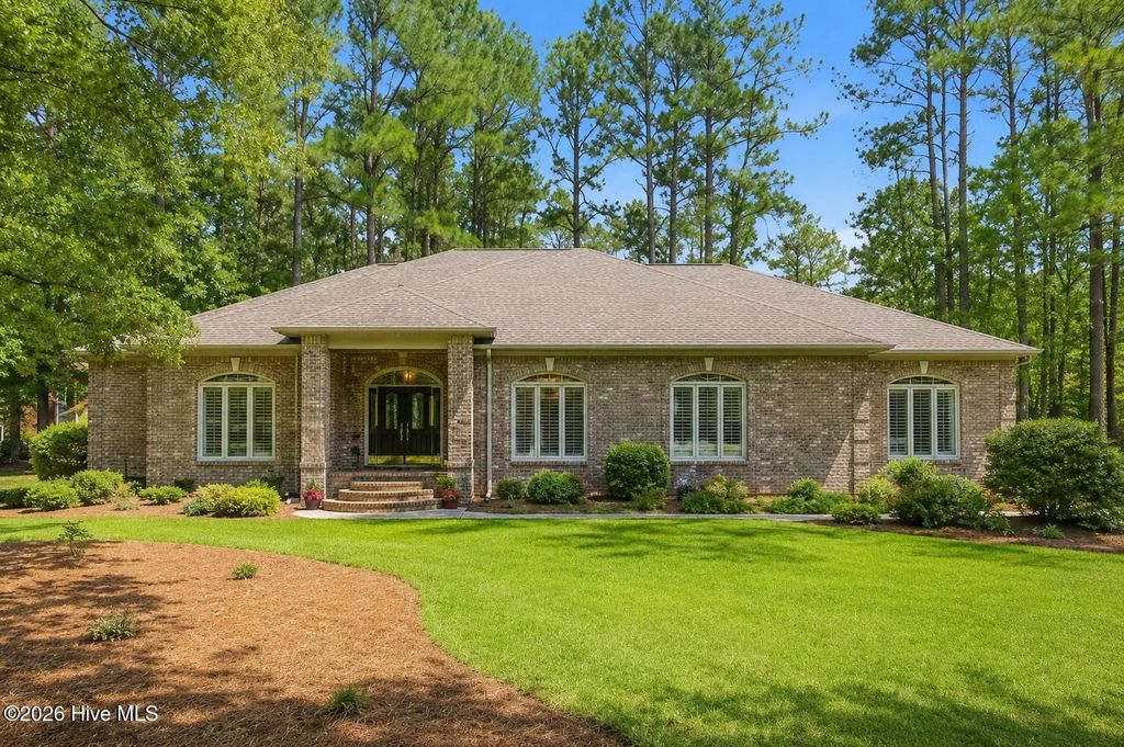 101 Oak Hill Lane, New Bern