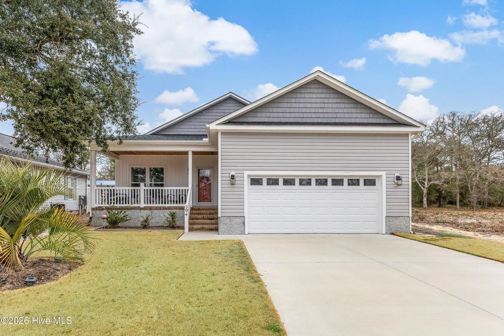 304 E Oak Island Drive, Oak Island