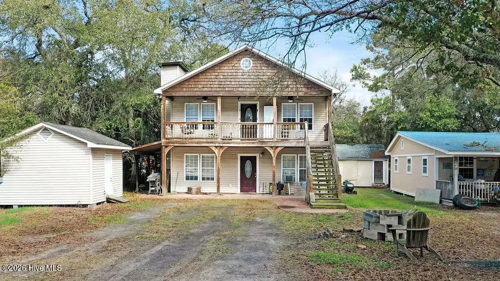 542 Brunswick Street Se, Bolivia