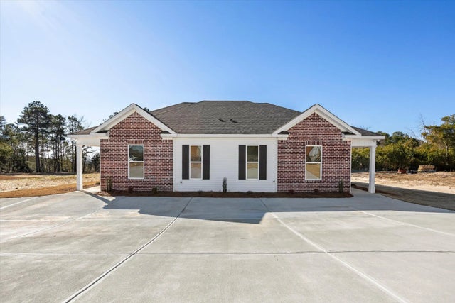 416 Bradleyville Road, 