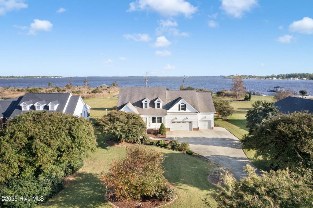 123 Nautical Lane, Currituck