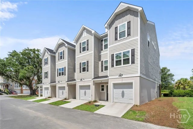 118 Hidden Way Drive, 