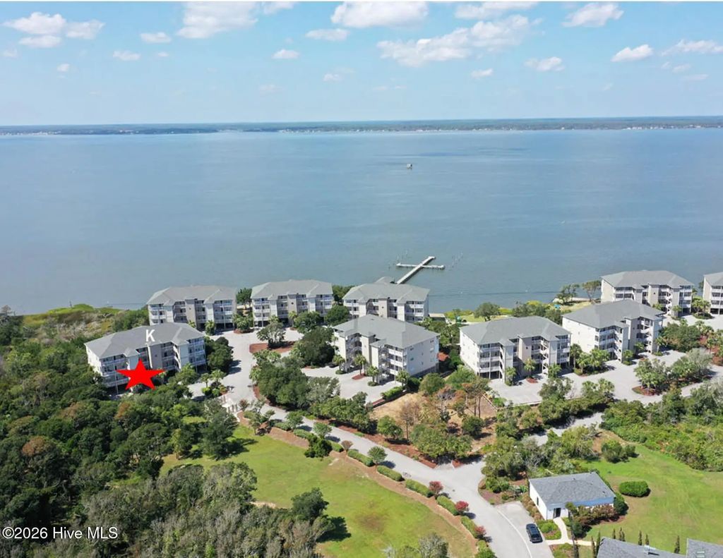1700 Salter Path Road K-102, Ash