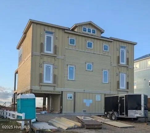 105 Ocean Boulevard W, Holden Beach