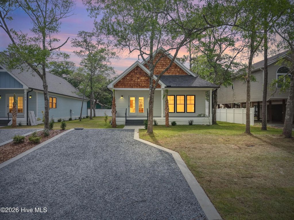 104 Nw 23rd Street, Oak Island Wooded