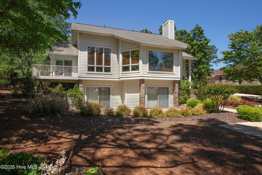 15 Shenecossett Lane, Pinehurst