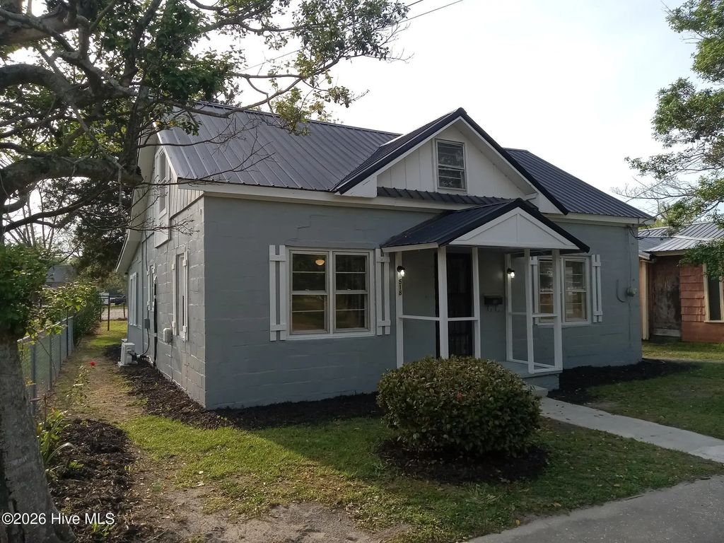 518 S Brown Street, Chadbourn