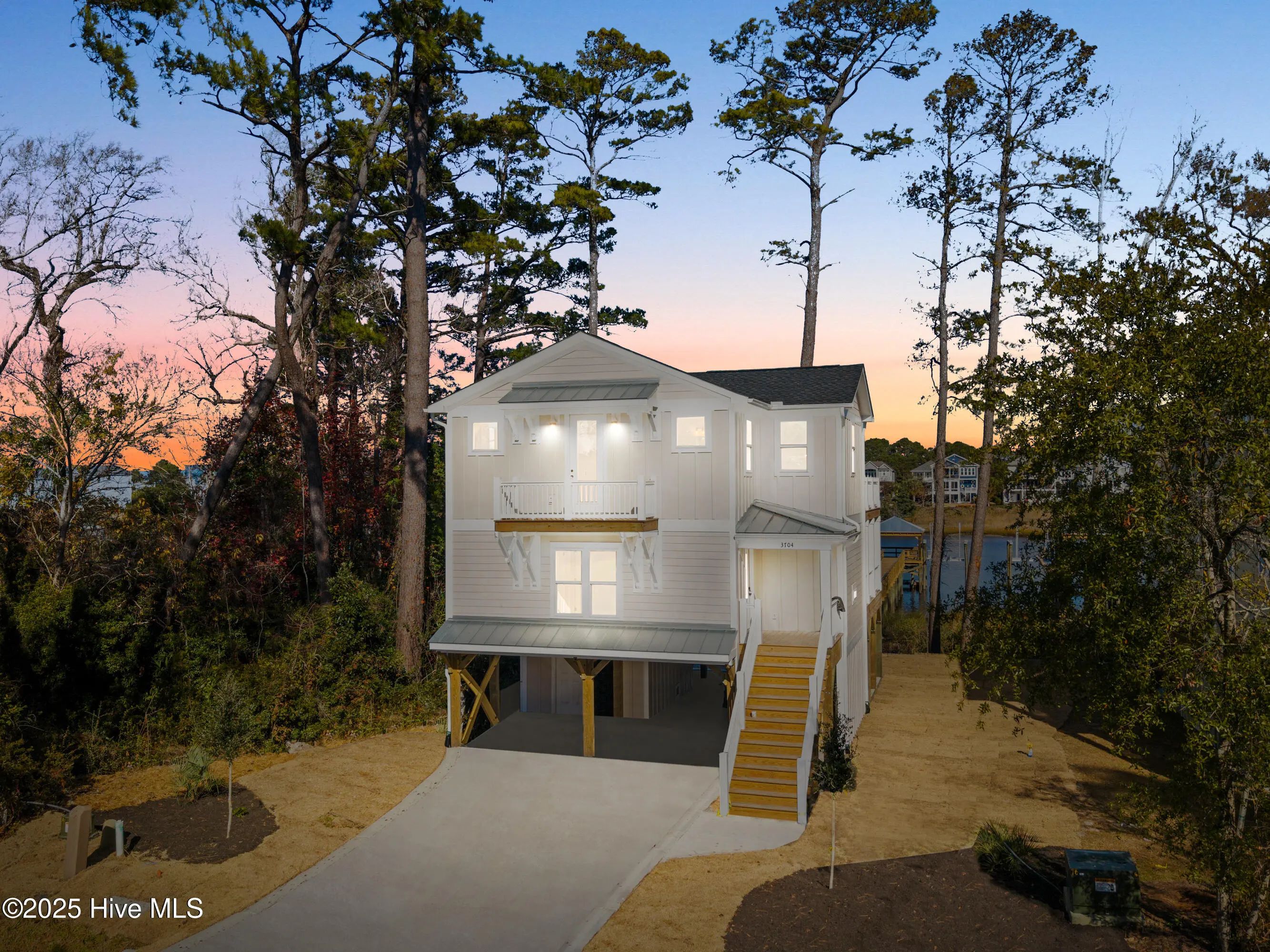 3704 E Yacht Drive, Oak Island