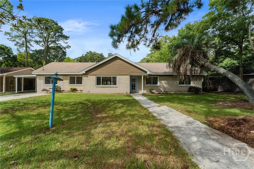 205 Dyches Drive, Savannah