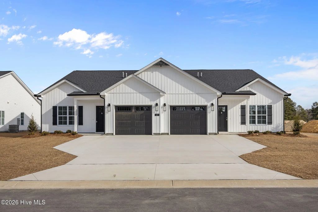 121 Lady O Drive A, Greenville