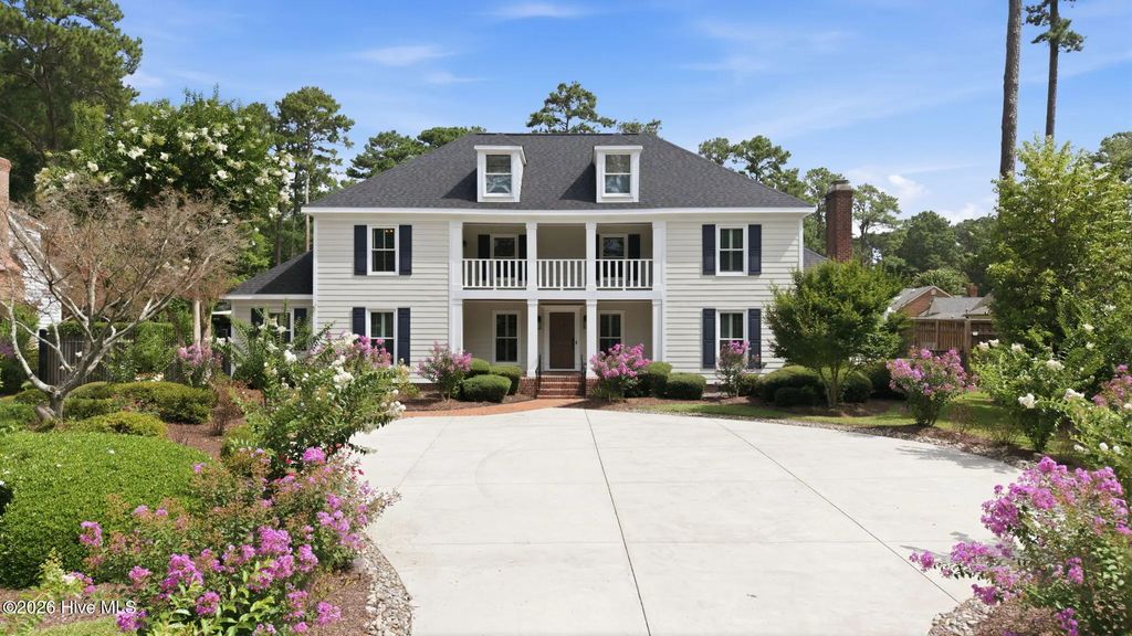 402 Wesley Road, Greenville