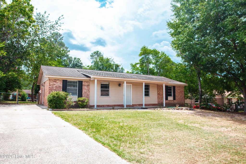 4516 Shawnee Drive, Martinez