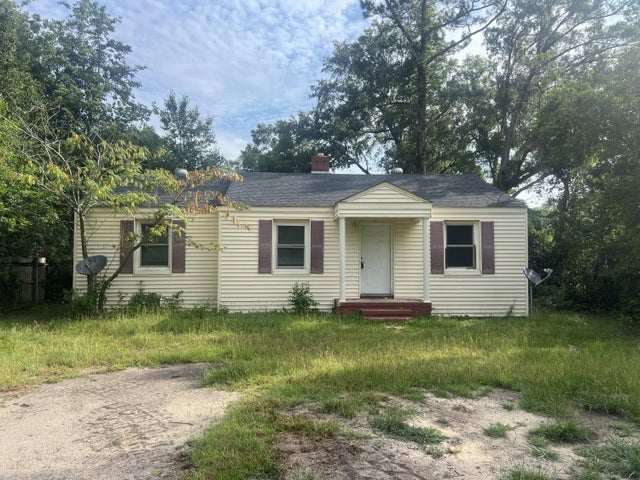 2021 Virginia Avenue, 