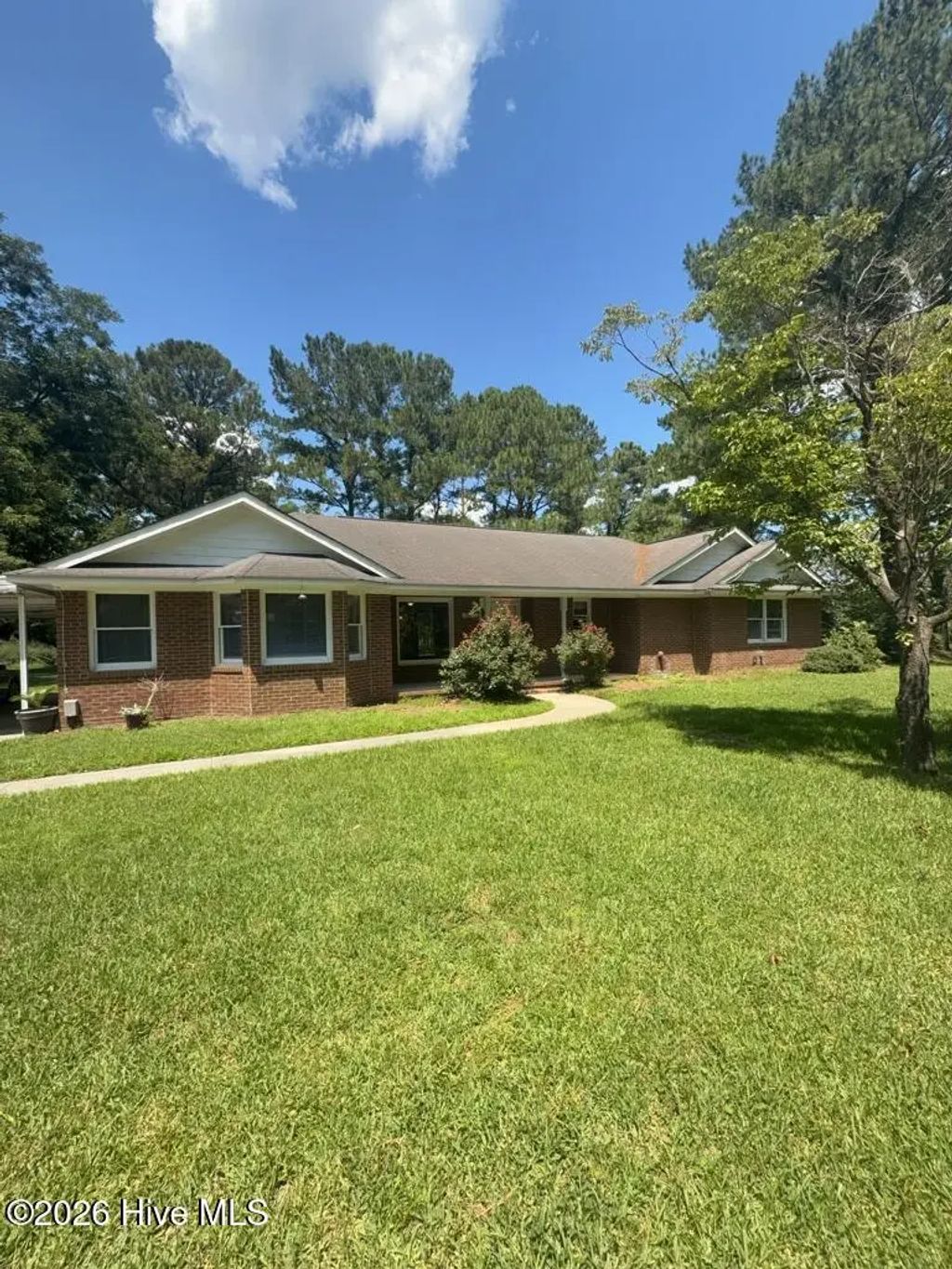 135 Yates Lane, Maysville