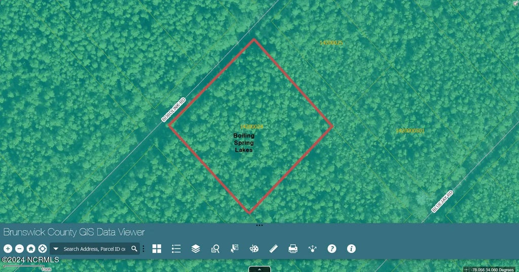 1360 Bobolink Road, Boiling Spring Lakes