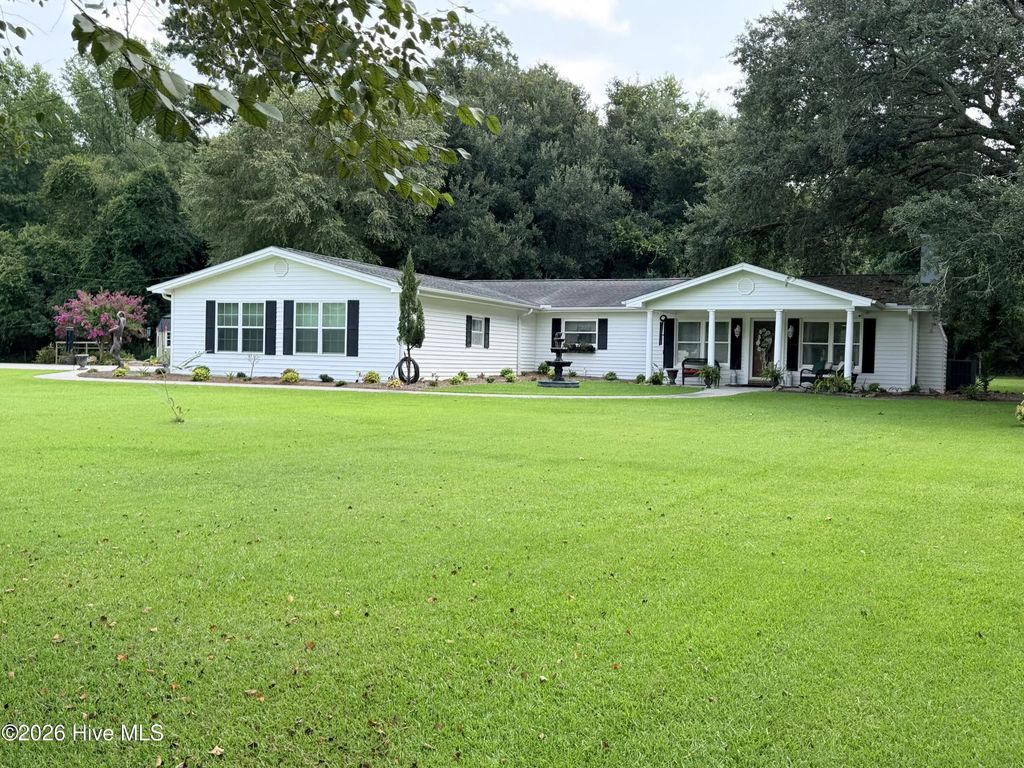 1589 Carl Stephens Road, Clarendon