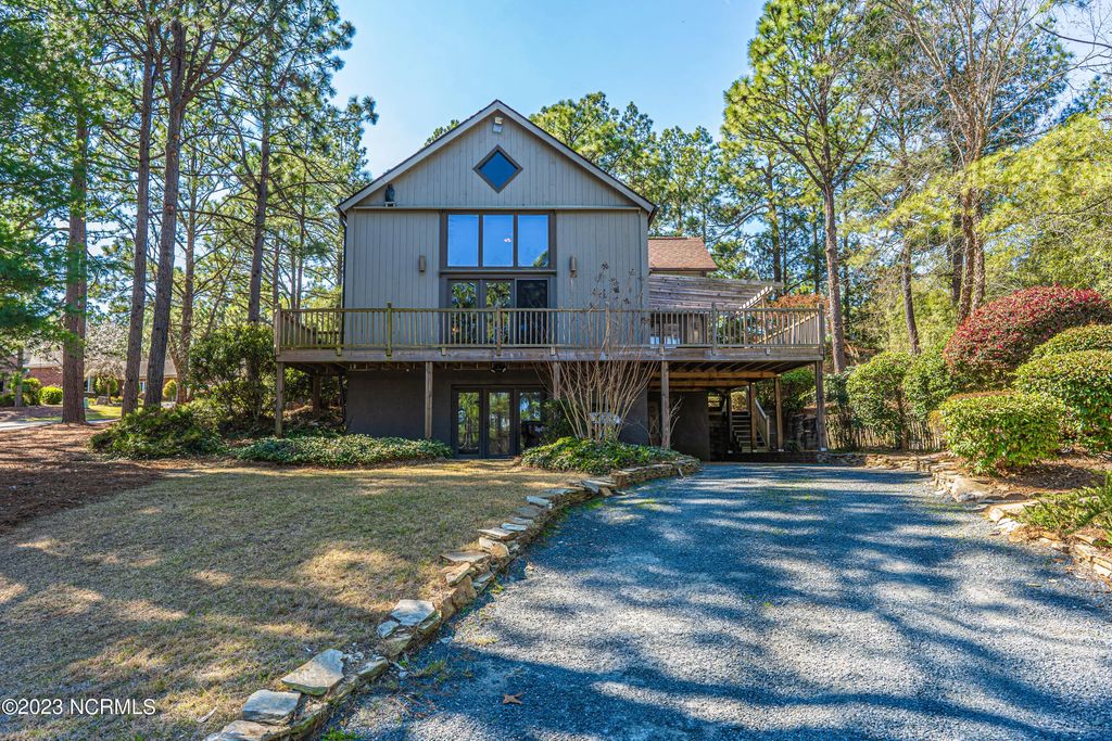 19 Shenecossett Lane, Pinehurst